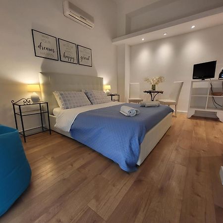 Living Cagliari Bed & Breakfast Ngoại thất bức ảnh