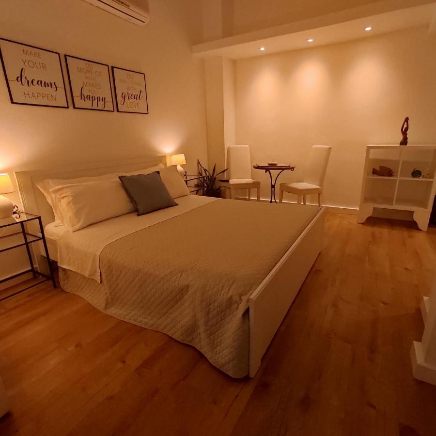 Living Cagliari Bed & Breakfast Ngoại thất bức ảnh