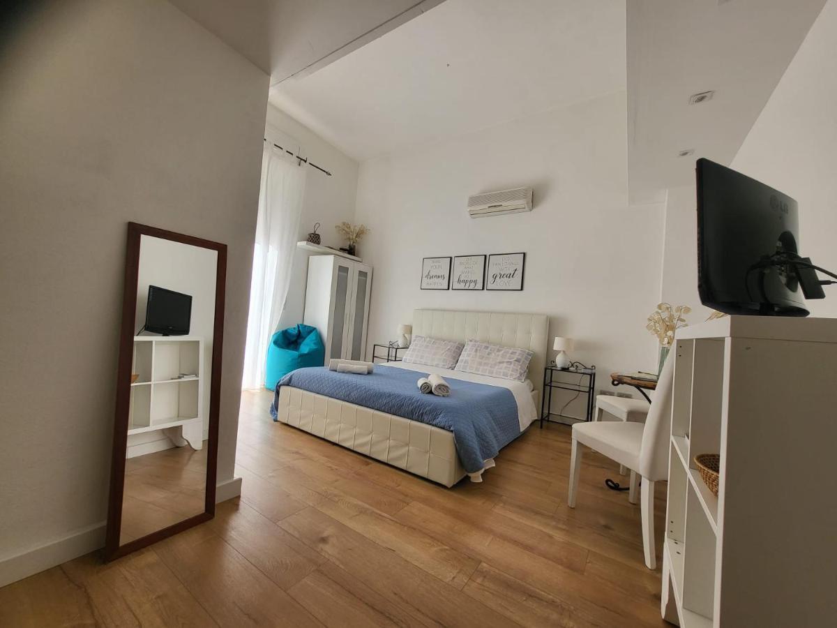 Living Cagliari Bed & Breakfast Ngoại thất bức ảnh