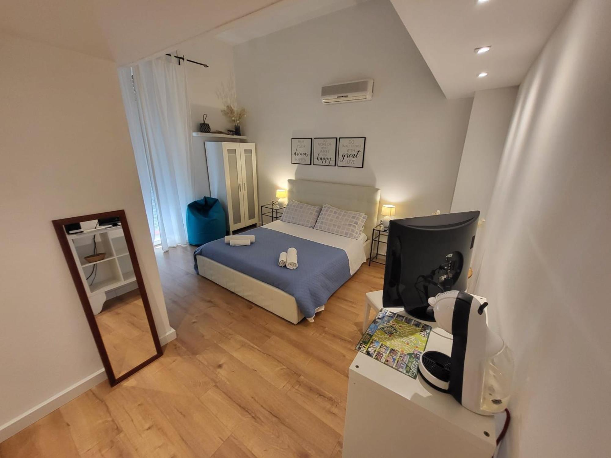 Living Cagliari Bed & Breakfast Ngoại thất bức ảnh